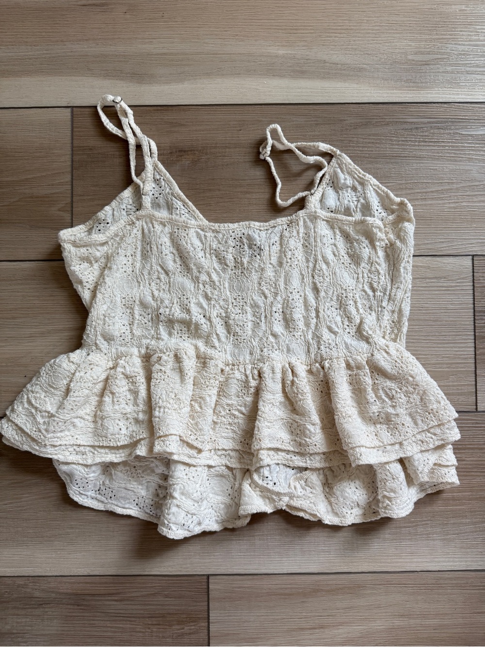 Zara Eyelet Ruffle Tank Fairy Large - Picture 8 of 12
